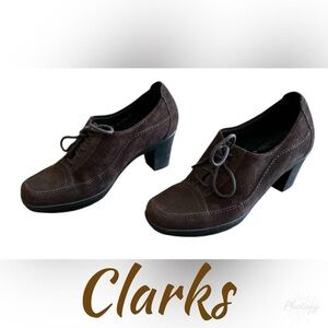 Clarks Dark Brown Suede Heel booties